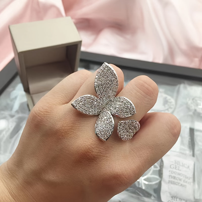 Cubic Zirconia Four-Leaf Flower Ring