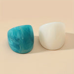 Load image into Gallery viewer, 2pcs Chunky Resin Rings (Ocean Blue &amp; Milky White)
