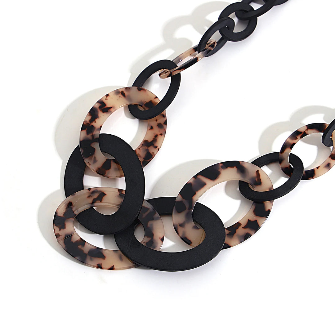 Retro Acrylic Leopard Leather Choker Necklace