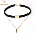 Load image into Gallery viewer, Black Velvet Choker with Gold Chain Bar
