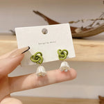 Load image into Gallery viewer, Green Knotted Lily of the Valley Earrings
