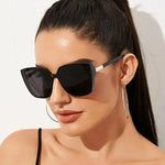 Load image into Gallery viewer, Vintage Cat Eye Sunglasses
