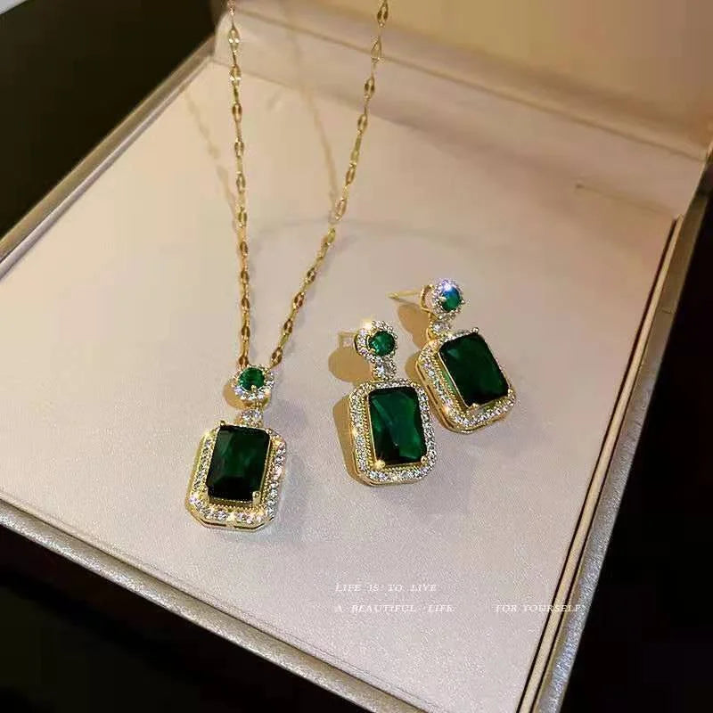 Emerald Perfume Bottle Jewelry Set