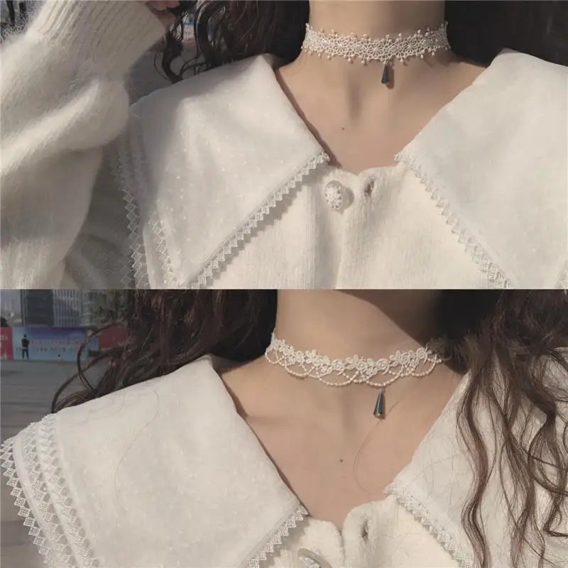 Retro White Velvet Lace Choker