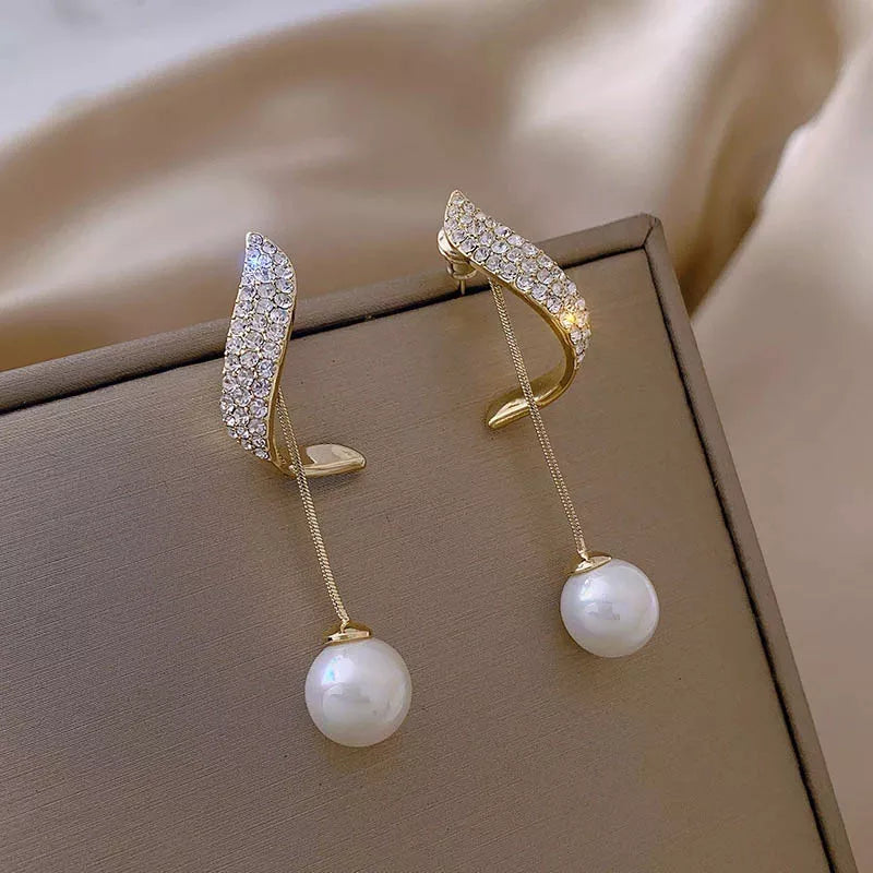 Classic Pearl Tassel Earrings