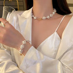 Load image into Gallery viewer, Baroque Faux Pearl Choker for Ladies
