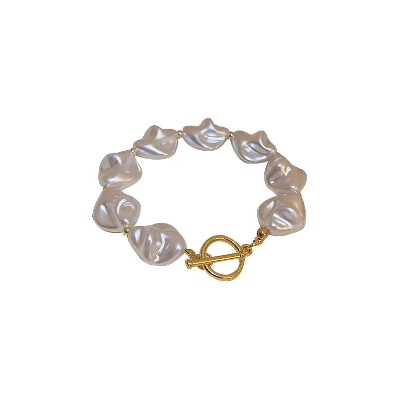 Baroque Faux Pearl Choker for Ladies